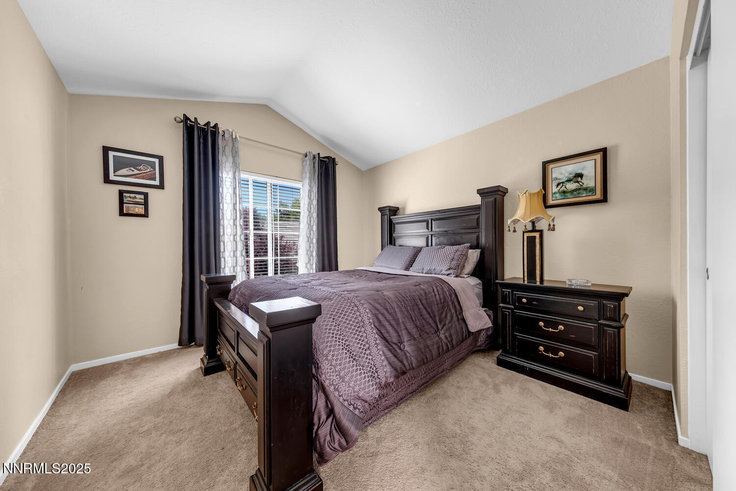 831 Blue Falls Place Reno, NV 89511 - Photo 29 of 57 831 Blue Falls Pl Reno NV-large-028-033-