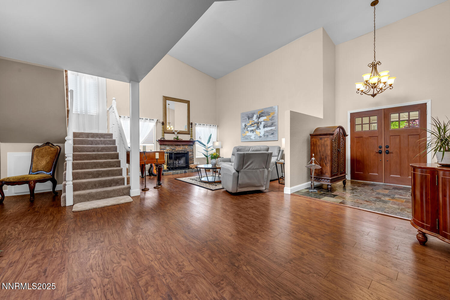 831 Blue Falls Place Reno, NV 89511 - Photo 4 of 57 831 Blue Falls Pl Reno NV-large-003-056-
