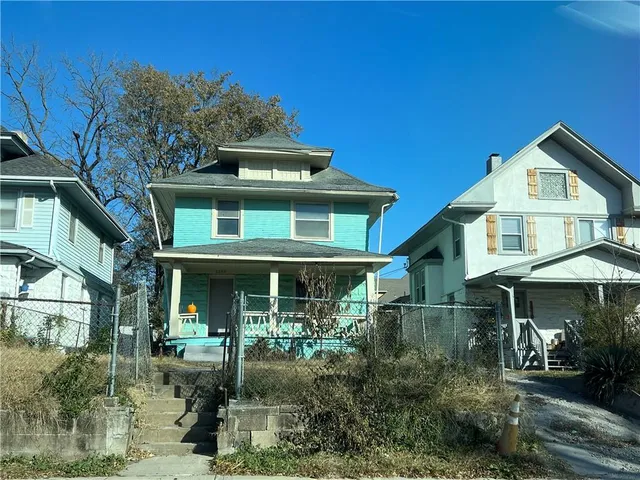 $139,900 | 2008 East 36th Street, Kansas City, MO 64109