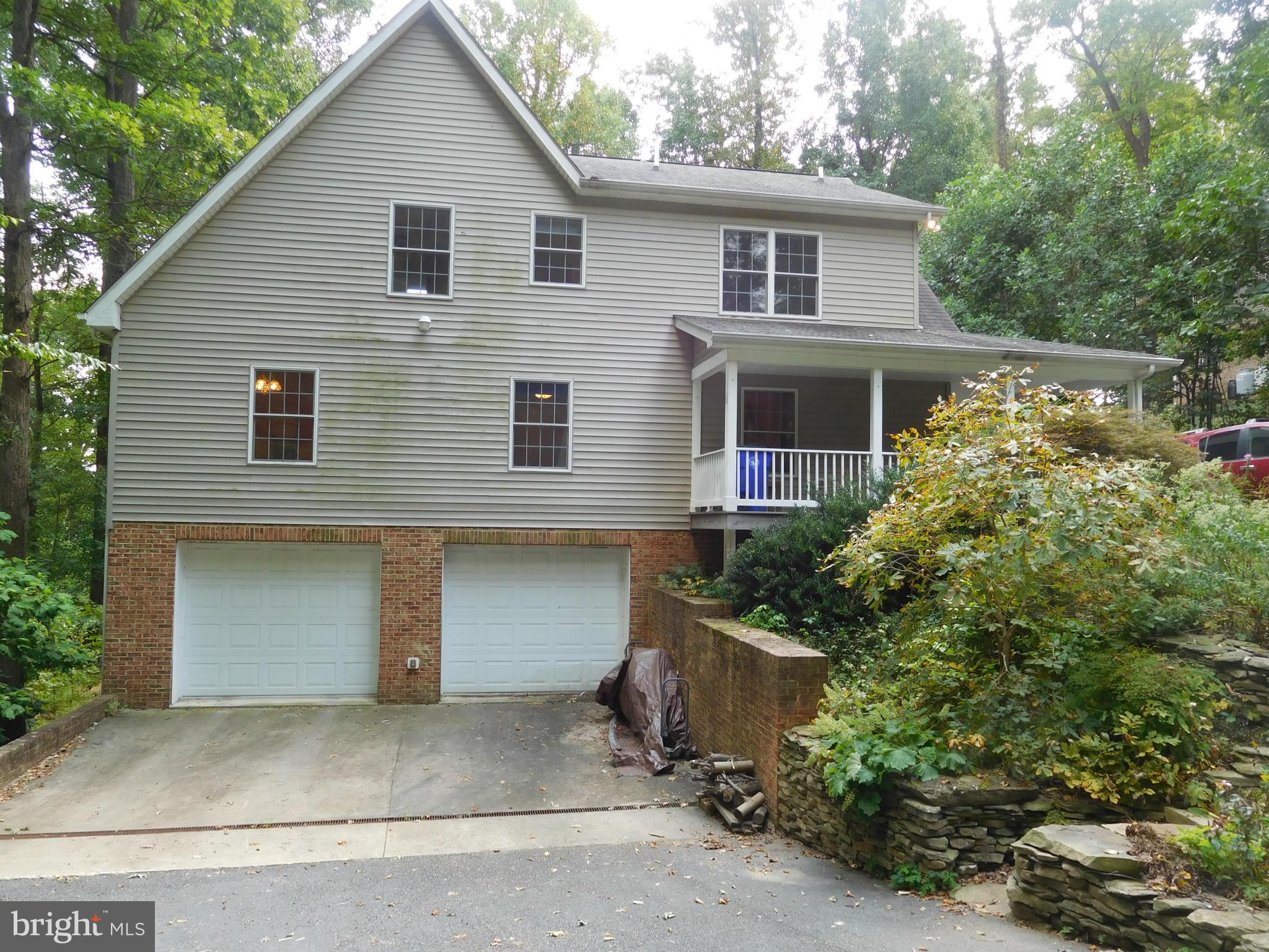 6220 Mt Phillip Road Frederick, MD 21703 - Photo 4 of 30 Exterior (Rear)