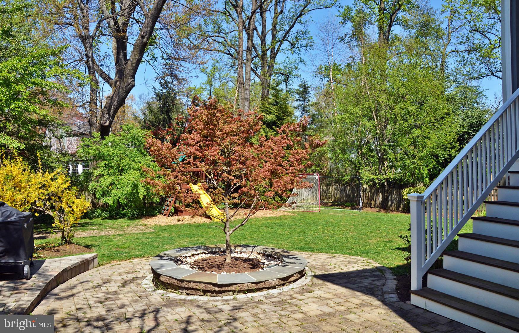 5411 Lambeth Road Bethesda, MD 20814 - Photo 22 of 43 Large, level rear yard