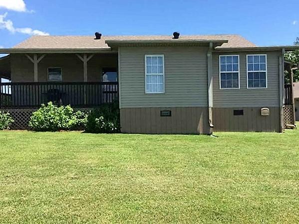 2147 Myers Road Pikeville, TN 37367 - Photo 3 of 13 side