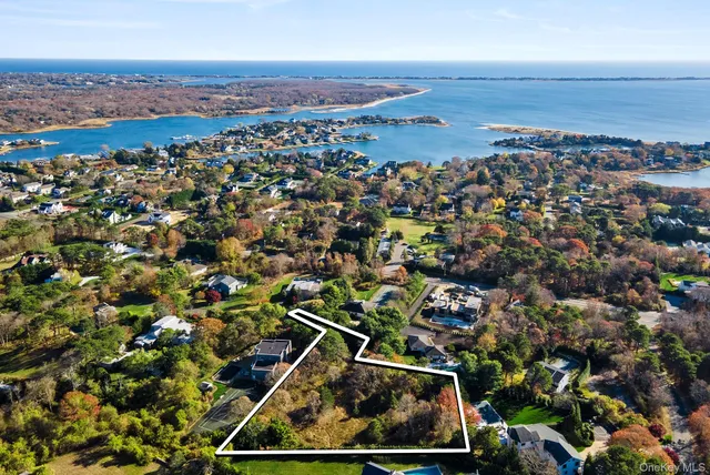 $1,595,000 | 34 Scotch Mist Lane, Southampton, NY 11968
