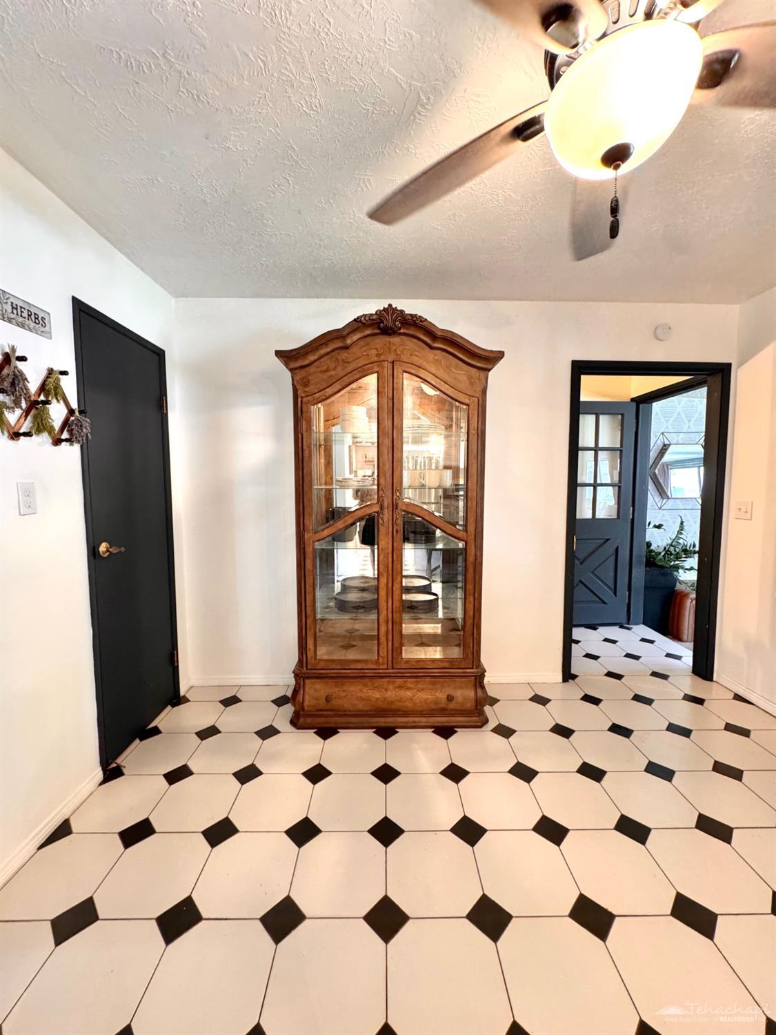 19713 Brite Valley Road Tehachapi, CA 93561 - Photo 17 of 67 Gallery Image 17