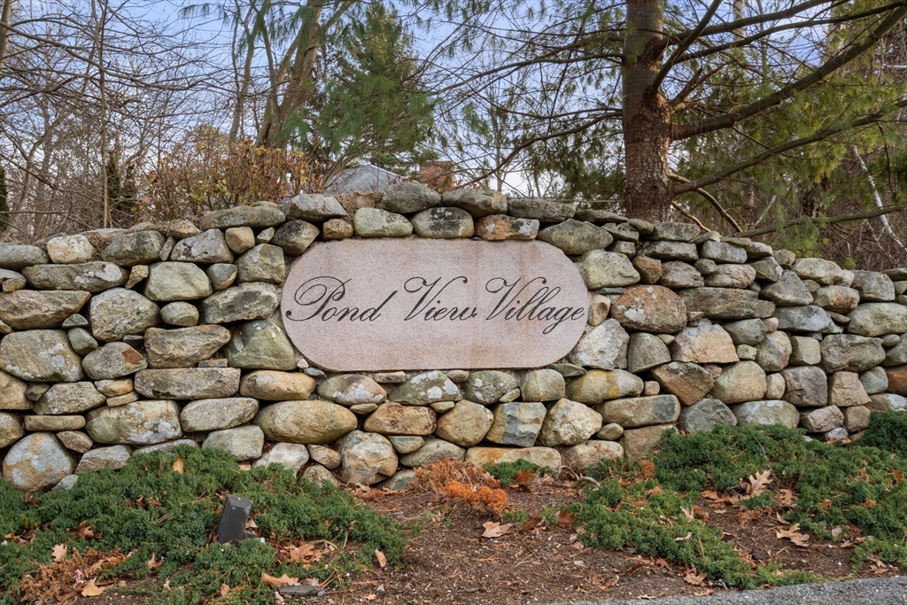42 Brewster Road, Unit 42 Stoughton, MA 02072 - Photo 24 of 28 a view of a tree in a park