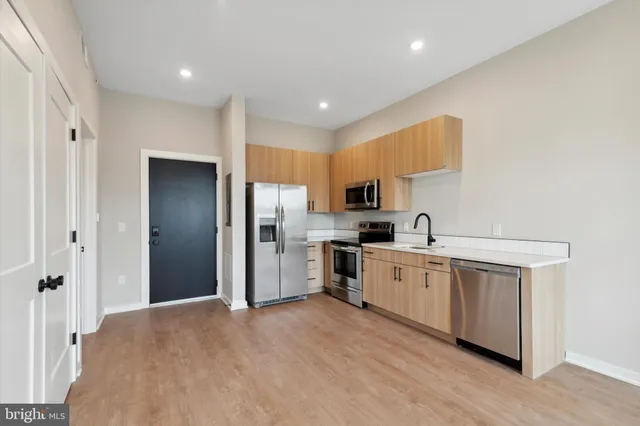 $1,400 | 308 West Chelten Avenue, Unit 303, Philadelphia, PA 19144