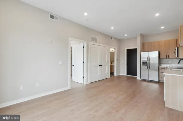 $1,400 | 308 West Chelten Avenue, Unit 303, Philadelphia, PA 19144