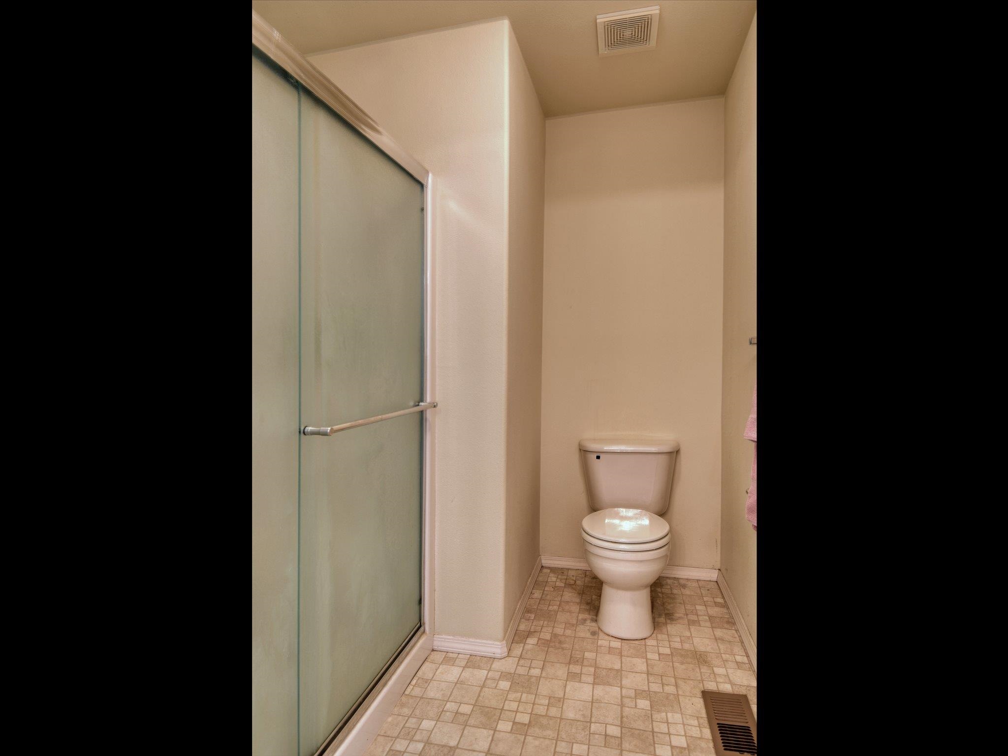 611 South Holiday Road Greenacres, WA 99016 - Photo 22 of 42