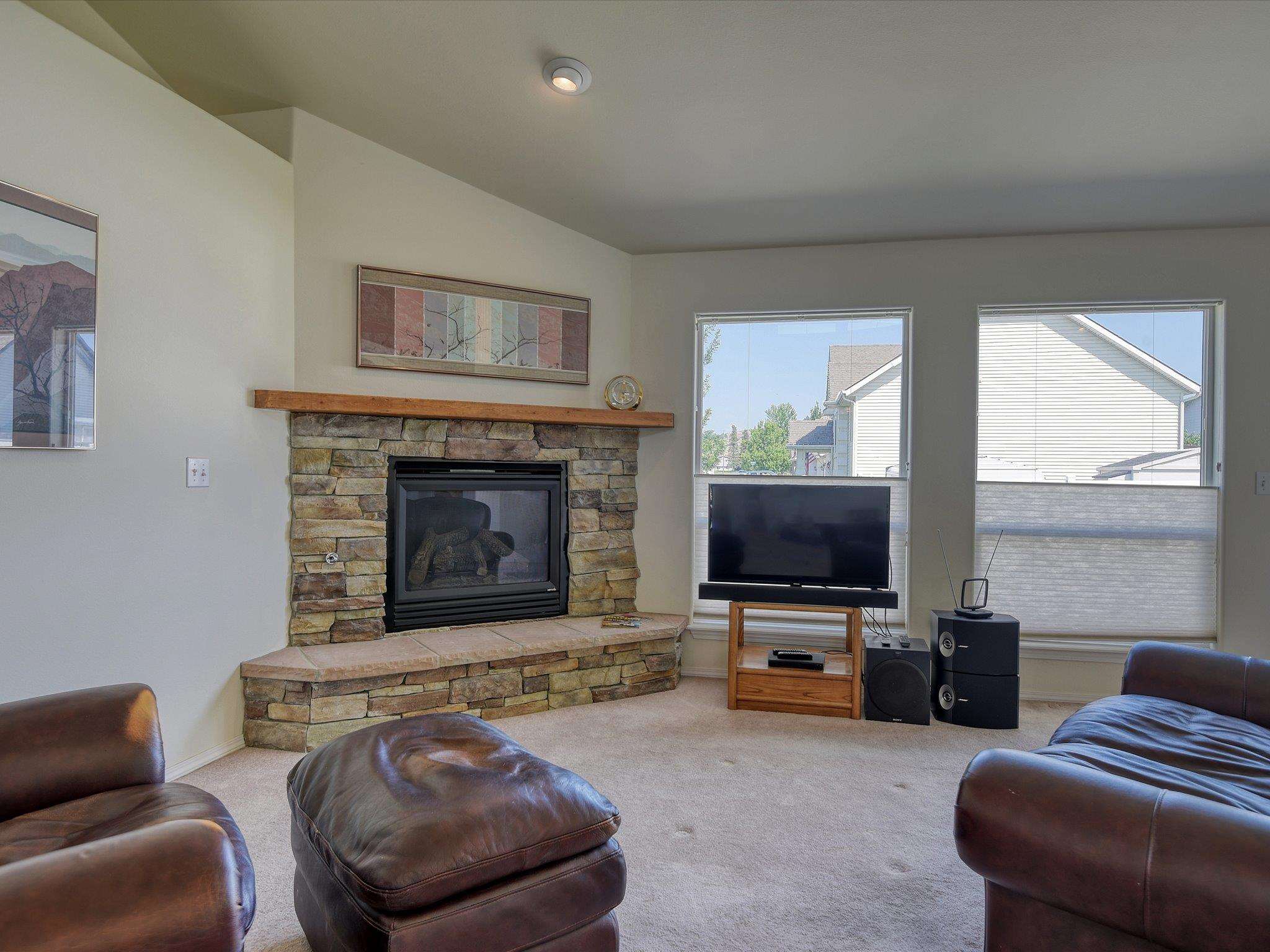 611 South Holiday Road Greenacres, WA 99016 - Photo 4 of 42