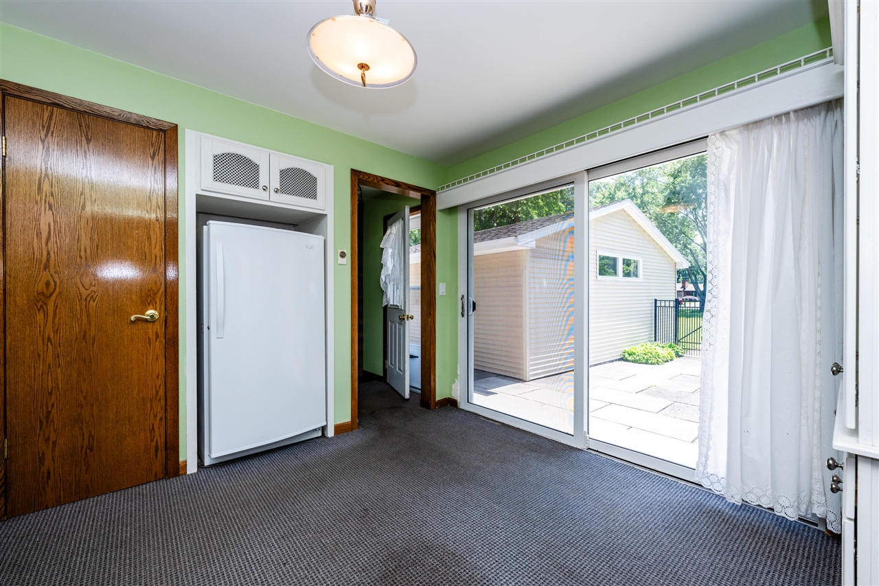 1595 Alex Path Stevensville, MI 49127 - Photo 11 of 38