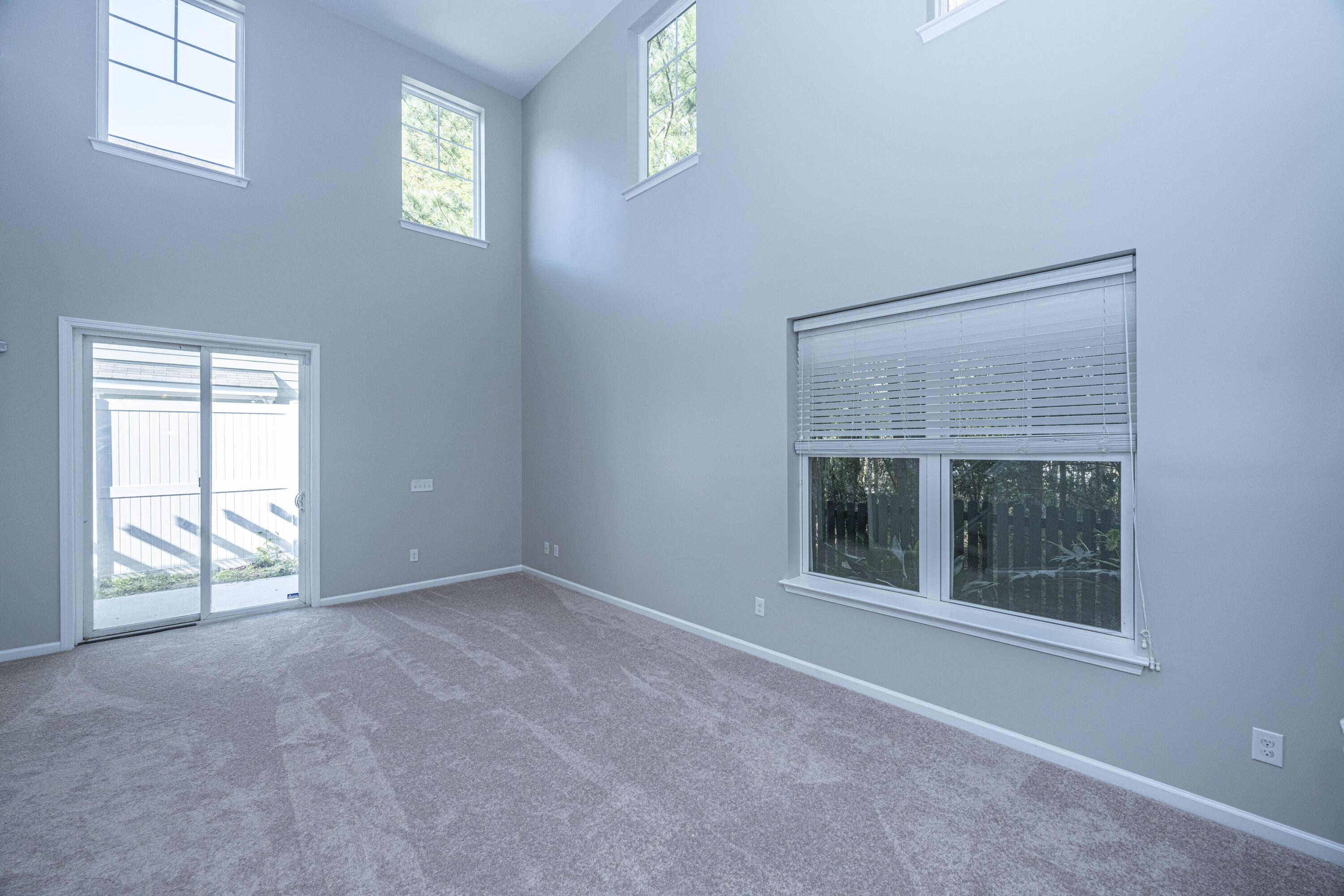 4955 Farm Lake Road Summerville, SC 29485 - Photo 14 of 31 Family Room