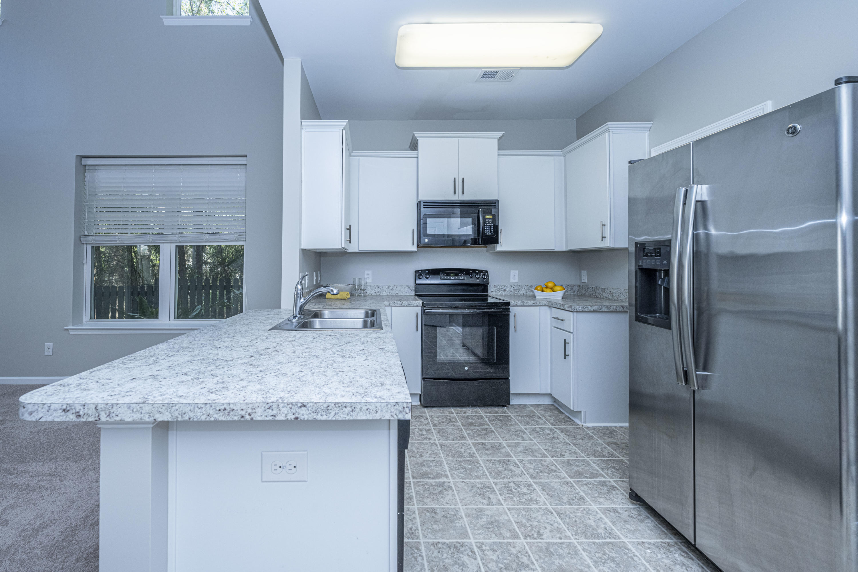 4955 Farm Lake Road Summerville, SC 29485 - Photo 6 of 31 Kitchen with Breakfast Island!
