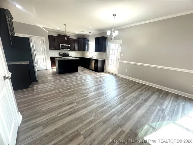 $2,100 | 571 Weston Woods Street, Raeford, NC 28376