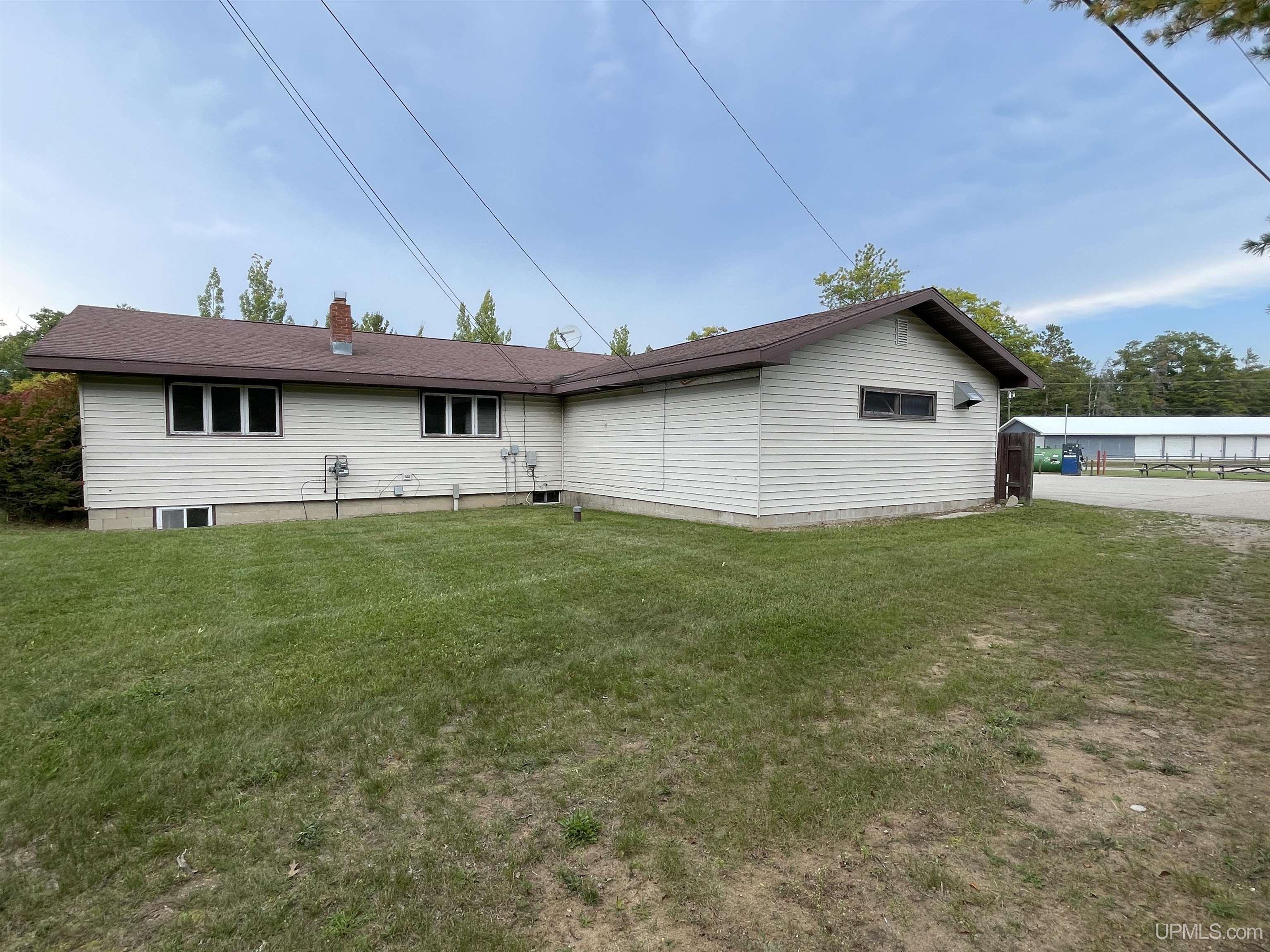 9787 County 513 T Road Rapid River, MI 49878 - Photo 12 of 73