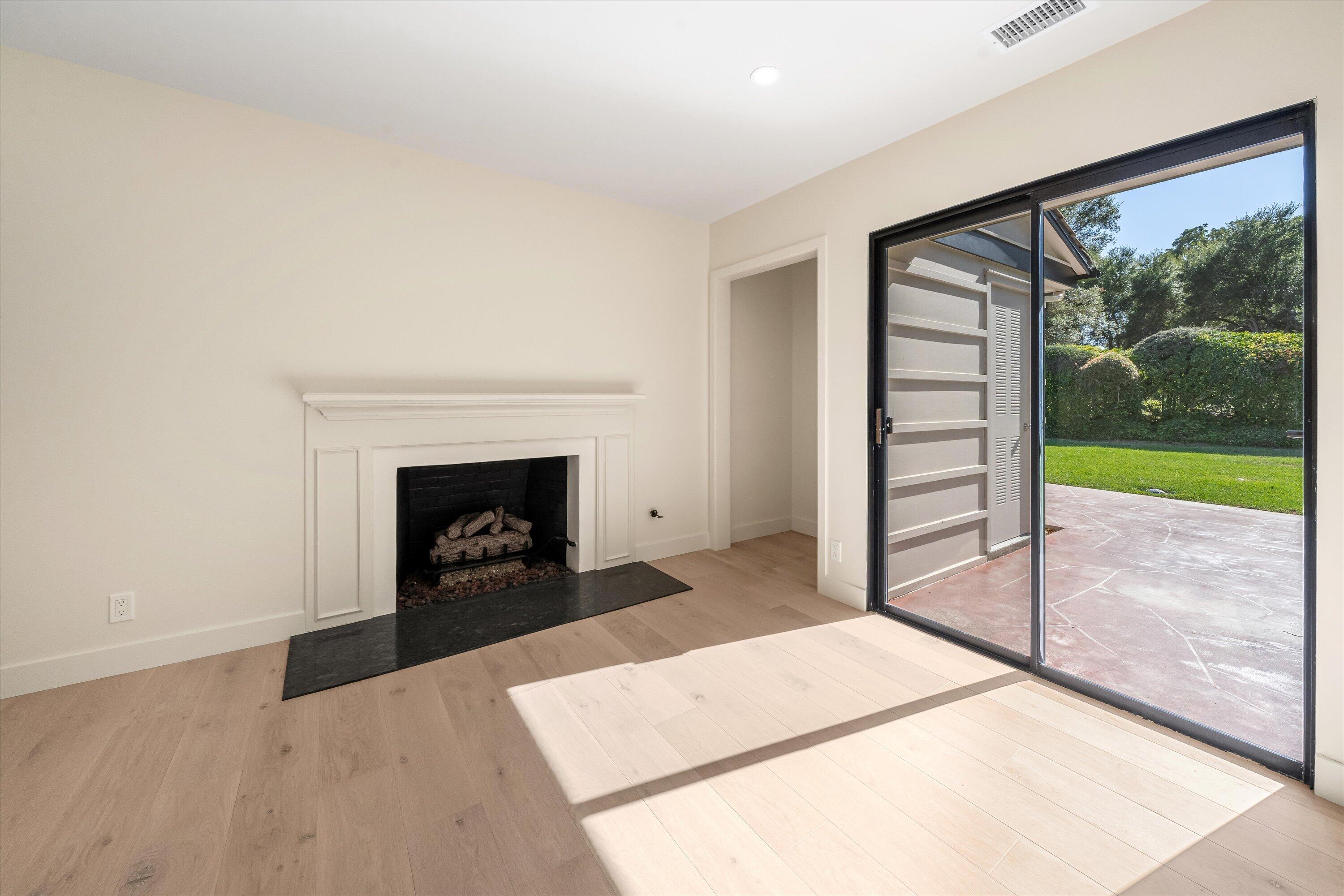 579 Hot Springs Road Montecito, CA 93108 - Photo 17 of 28 BD 3