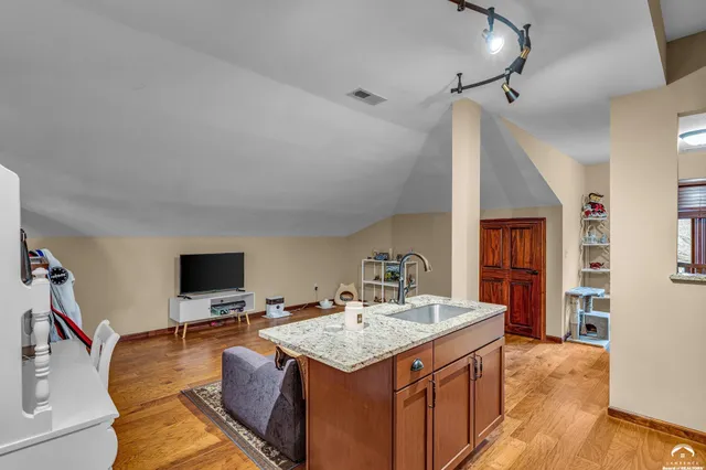 $985,000 | 201 Fall Creek Road, Lawrence, KS 66049