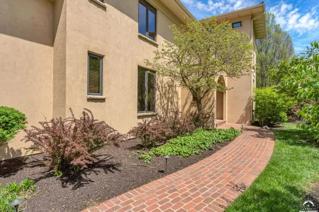 $985,000 | 201 Fall Creek Road, Lawrence, KS 66049