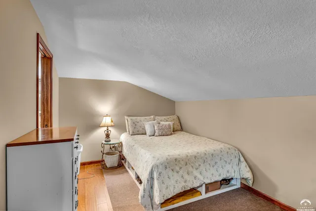 $985,000 | 201 Fall Creek Road, Lawrence, KS 66049