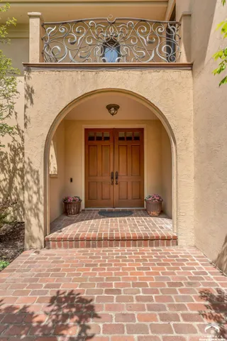 $985,000 | 201 Fall Creek Road, Lawrence, KS 66049