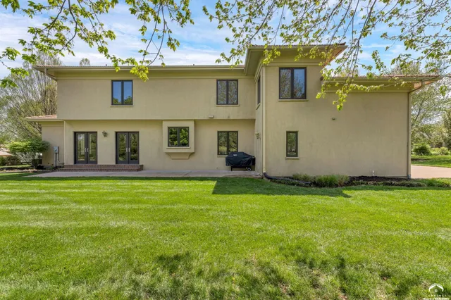 $985,000 | 201 Fall Creek Road, Lawrence, KS 66049