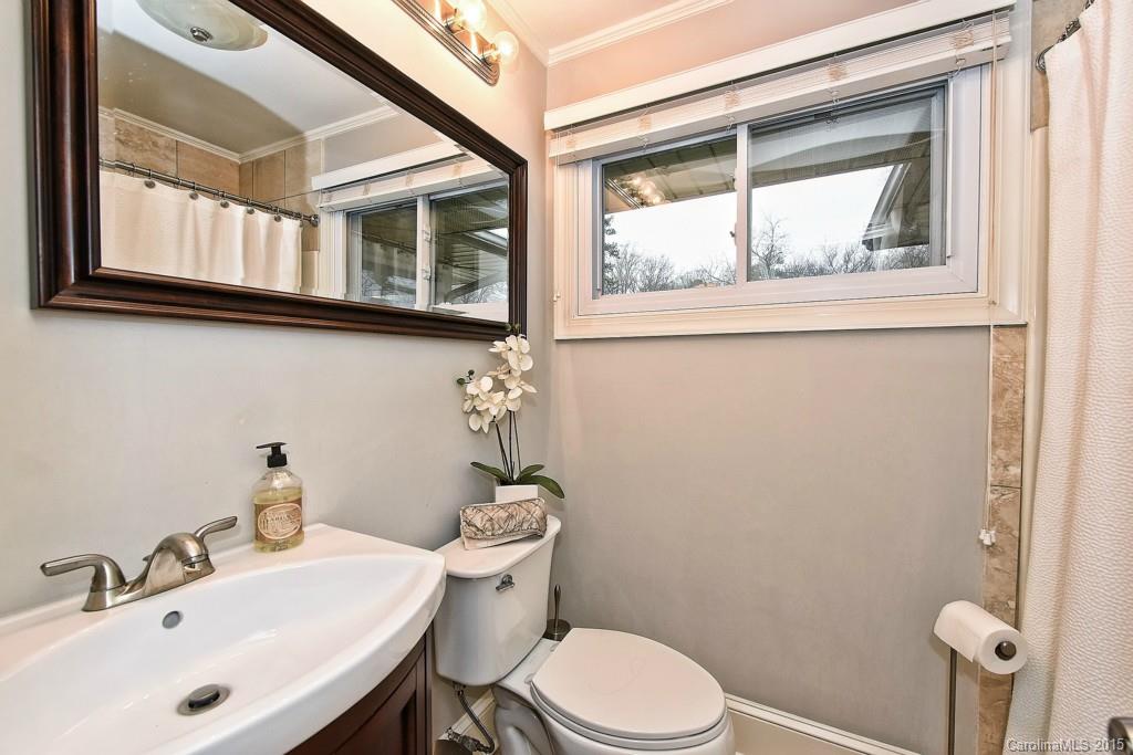 4417 Murrayhill Road Charlotte, NC 28209 - Photo 12 of 21