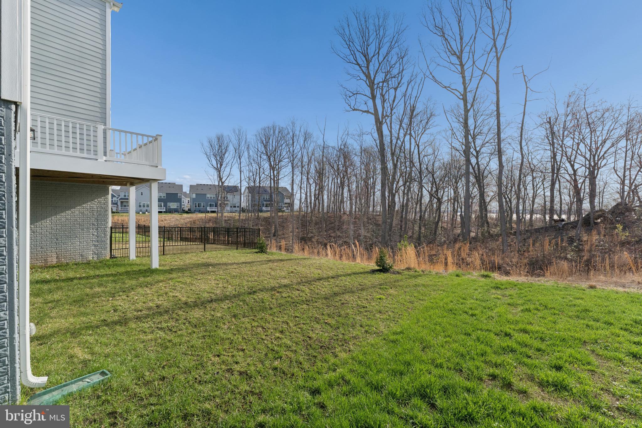 18320 Moss Garden Road Dumfries, VA 22026 - Photo 41 of 49 spacious yard can bed fenced