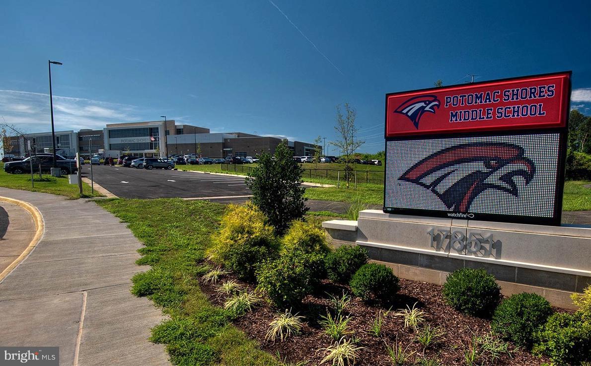 18320 Moss Garden Road Dumfries, VA 22026 - Photo 46 of 49