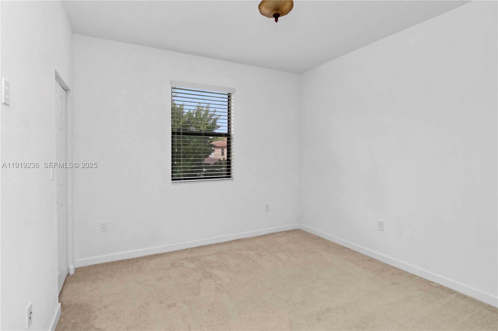 3441 Southeast 3rd Street Homestead, FL 33033 - Photo 18 of 29