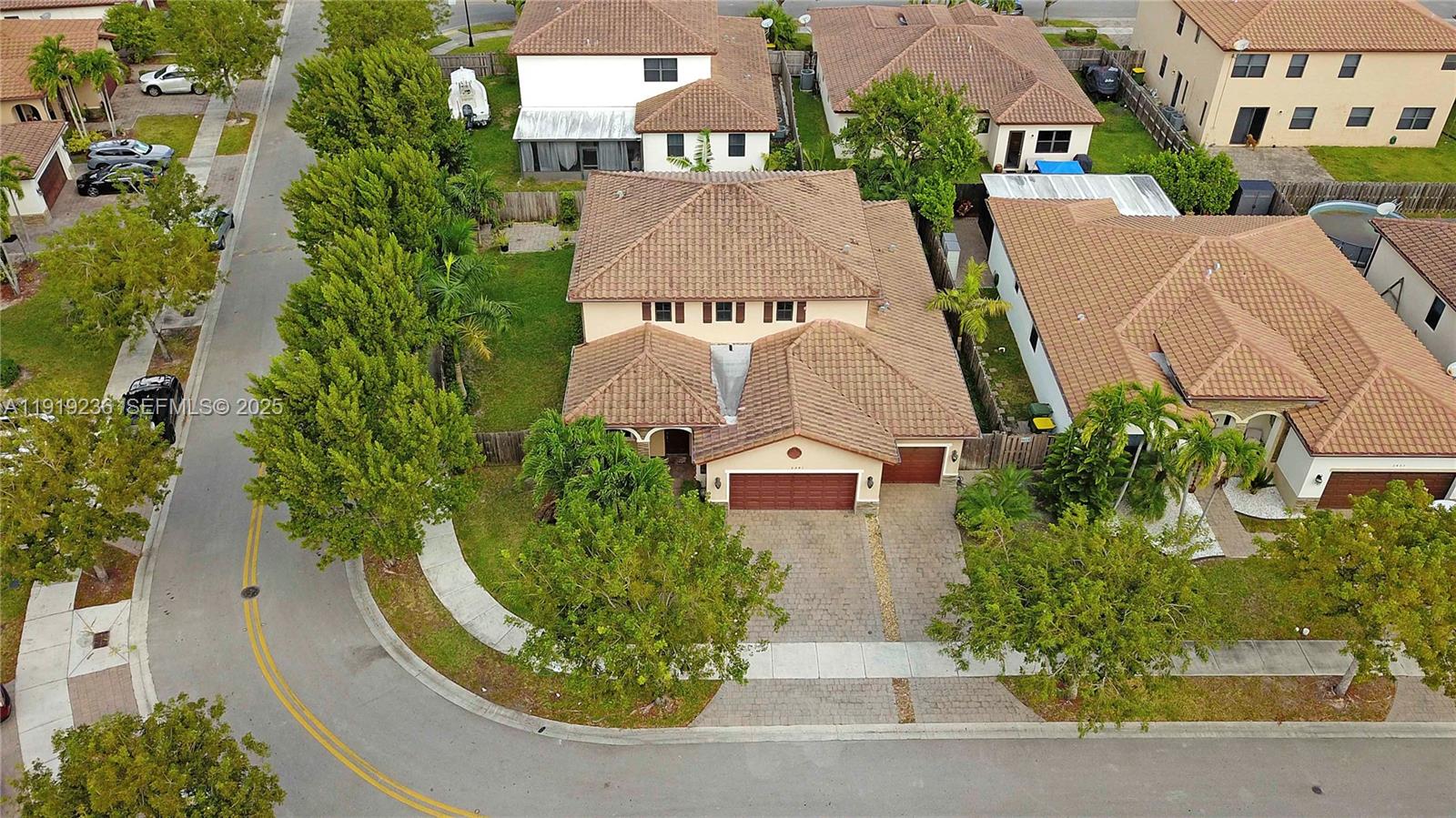 3441 Southeast 3rd Street Homestead, FL 33033 - Photo 3 of 29