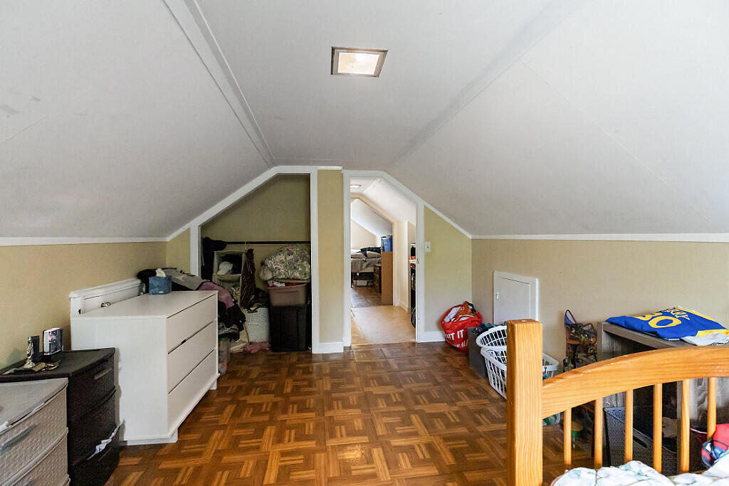183 Annabessacook Road Monmouth, ME 04265 - Photo 28 of 58 Bedroom 4