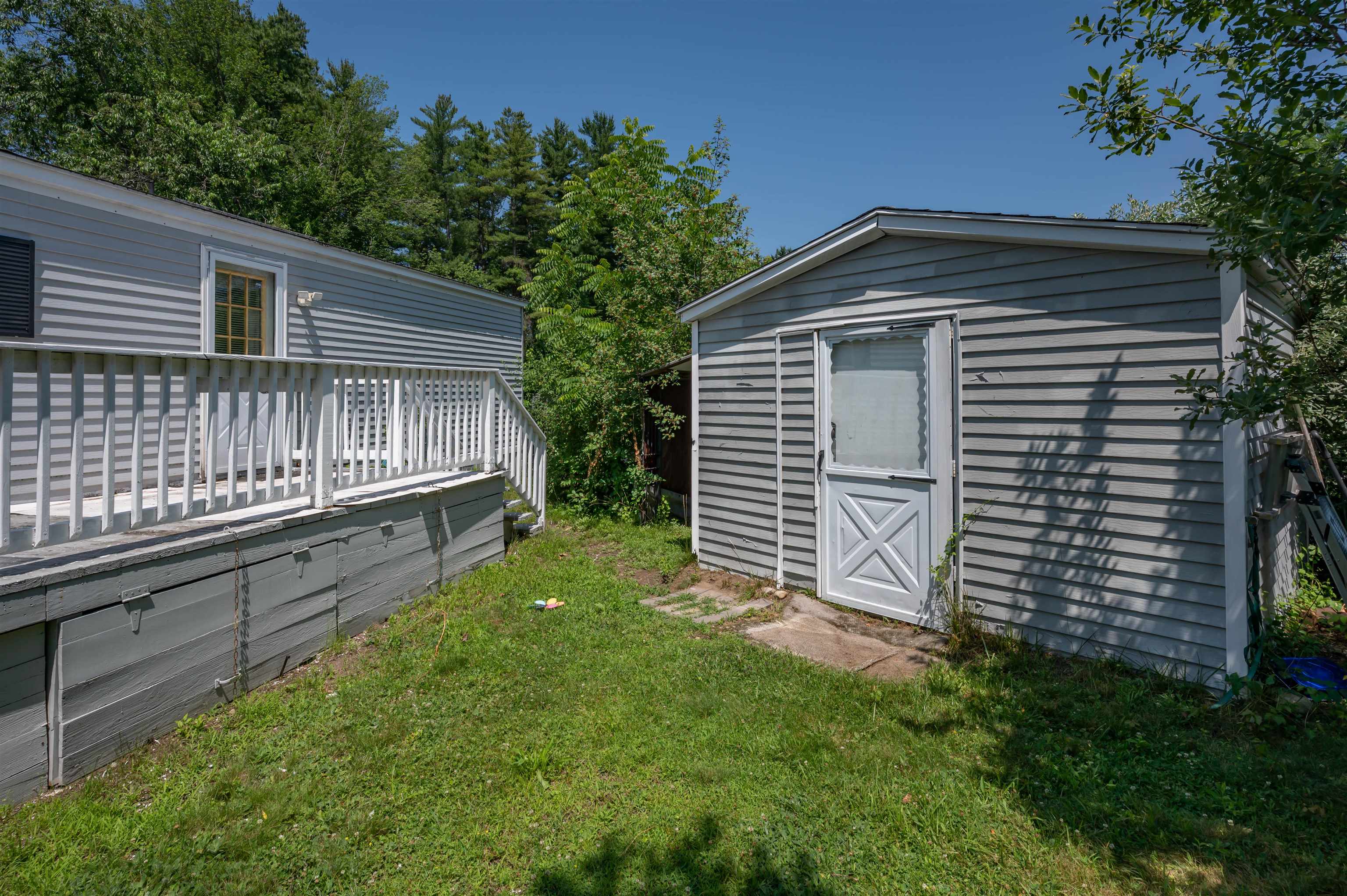 6 Embassy Avenue Hooksett, NH 03106 - Photo 4 of 40