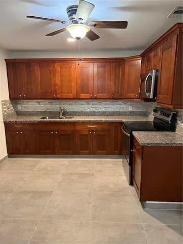 $2,400 | Sky Ranch, West Palm Beach, FL 33406