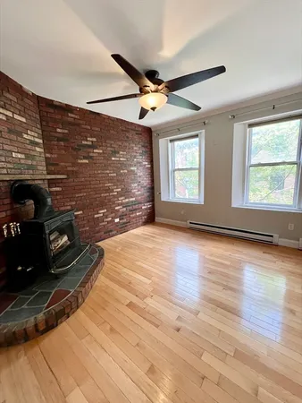 $2,900 | 59 Phillips Street, Unit 5, Boston, MA 02114