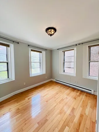 $2,900 | 59 Phillips Street, Unit 5, Boston, MA 02114