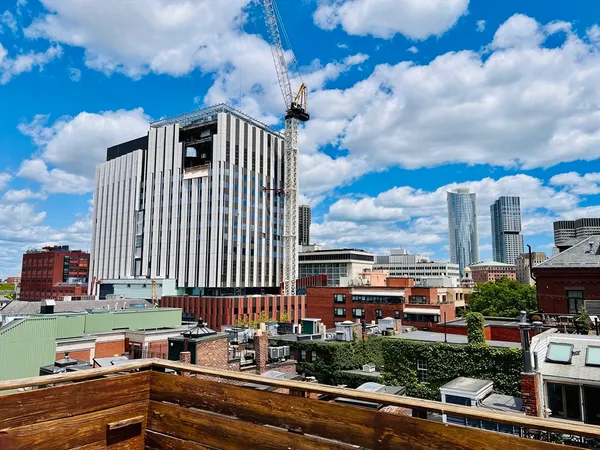 $2,900 | 59 Phillips Street, Unit 5, Boston, MA 02114