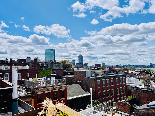 $2,900 | 59 Phillips Street, Unit 5, Boston, MA 02114