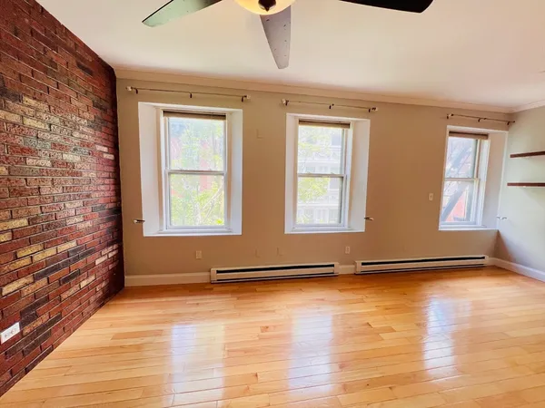 $2,900 | 59 Phillips Street, Unit 5, Boston, MA 02114