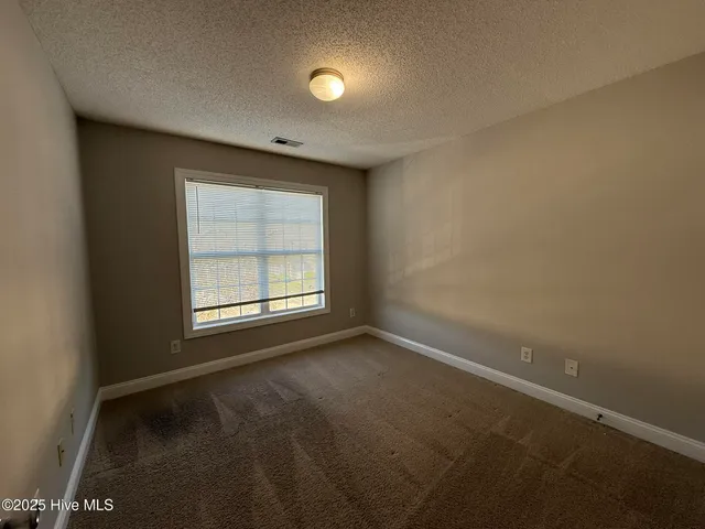 $1,500 | 4215 Dudleys Grant Drive, Unit F, Winterville, NC 28590