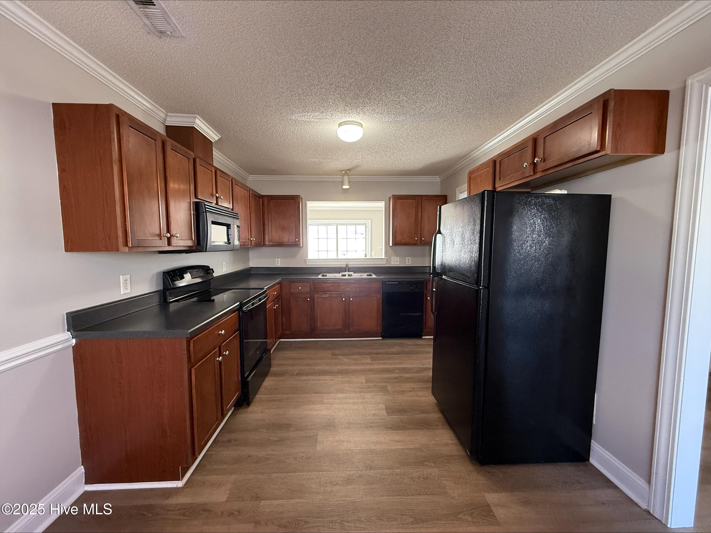 4215 Dudleys Grant Drive, Unit F Winterville, NC 28590 - Photo 5 of 19 5