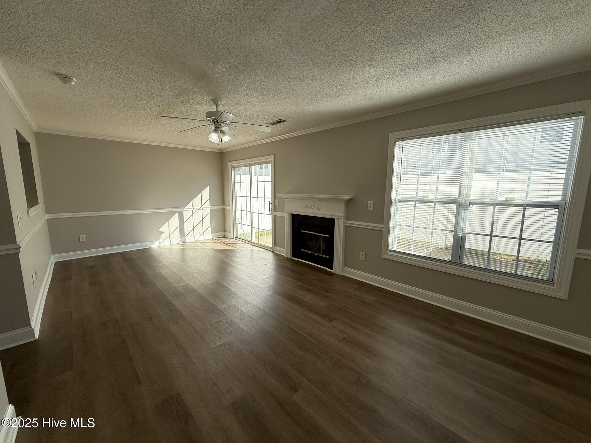 4215 Dudleys Grant Drive, Unit F Winterville, NC 28590 - Photo 10 of 19 91