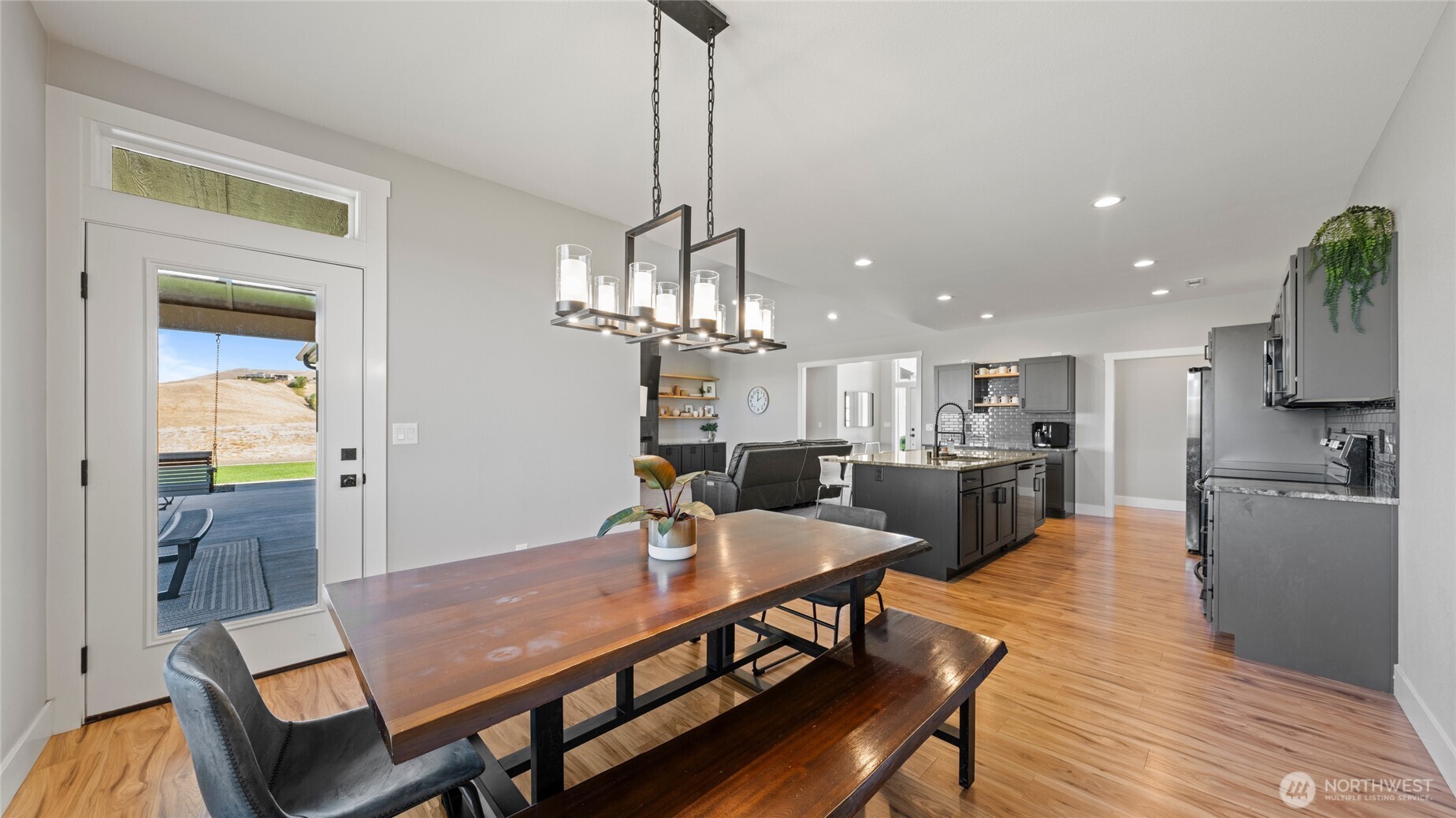 24282 South Ward Gap Road Prosser, WA 99350 - Photo 11 of 37