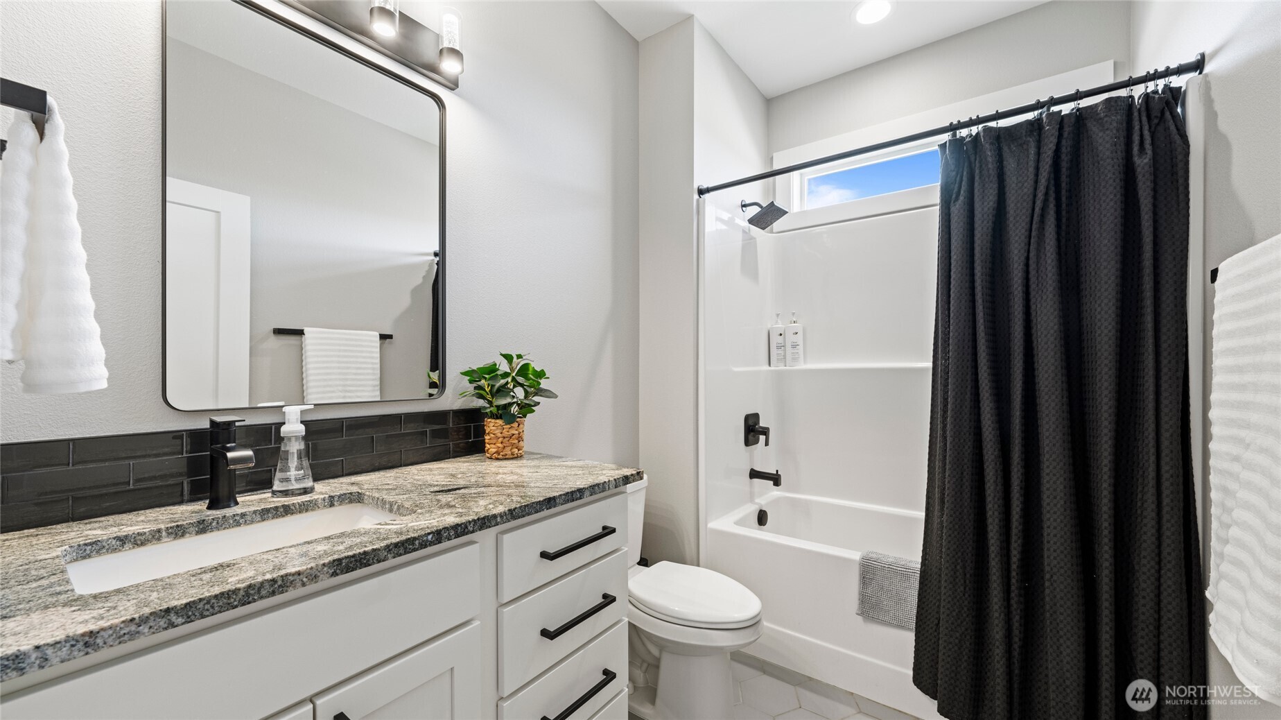 24282 South Ward Gap Road Prosser, WA 99350 - Photo 24 of 37