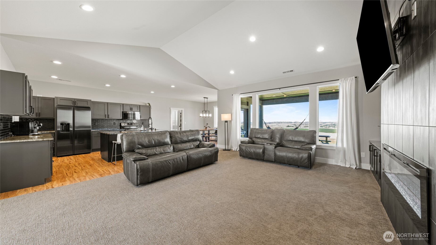 24282 South Ward Gap Road Prosser, WA 99350 - Photo 5 of 37