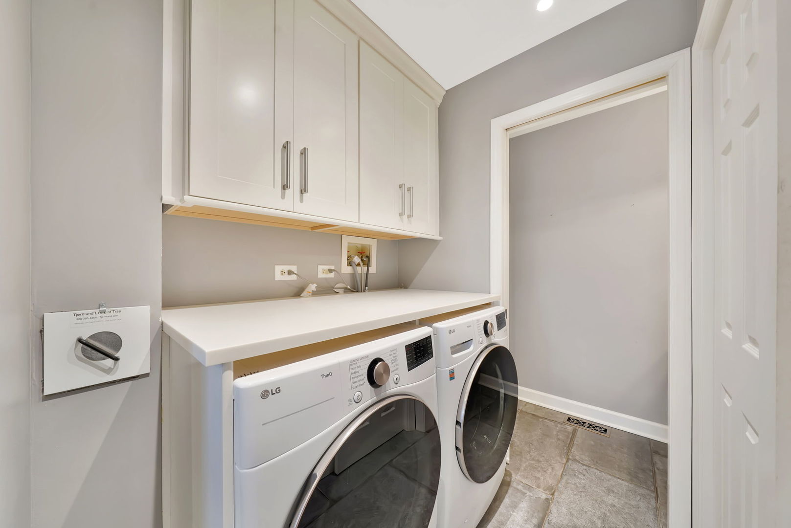 4-n040 Nugent Street Addison, IL 60101 - Photo 14 of 48 a utility room with dryer and washer