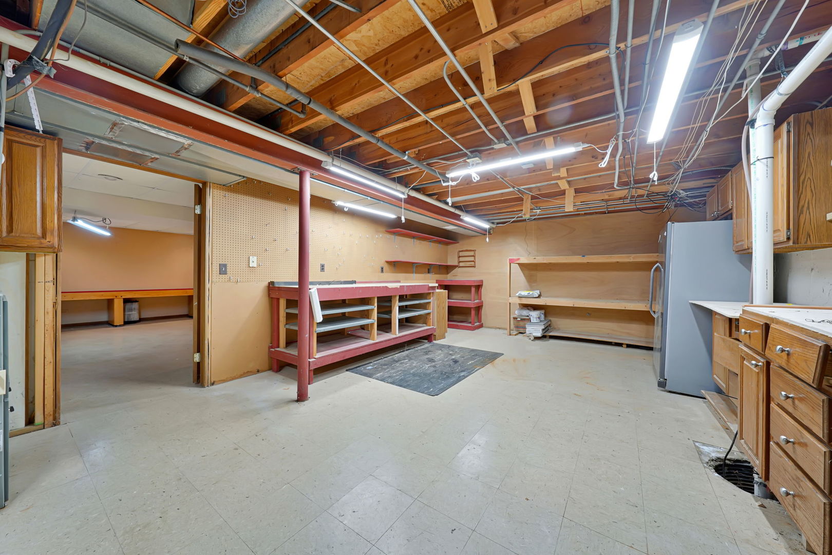 4-n040 Nugent Street Addison, IL 60101 - Photo 31 of 48 a view of an empty room with a tv