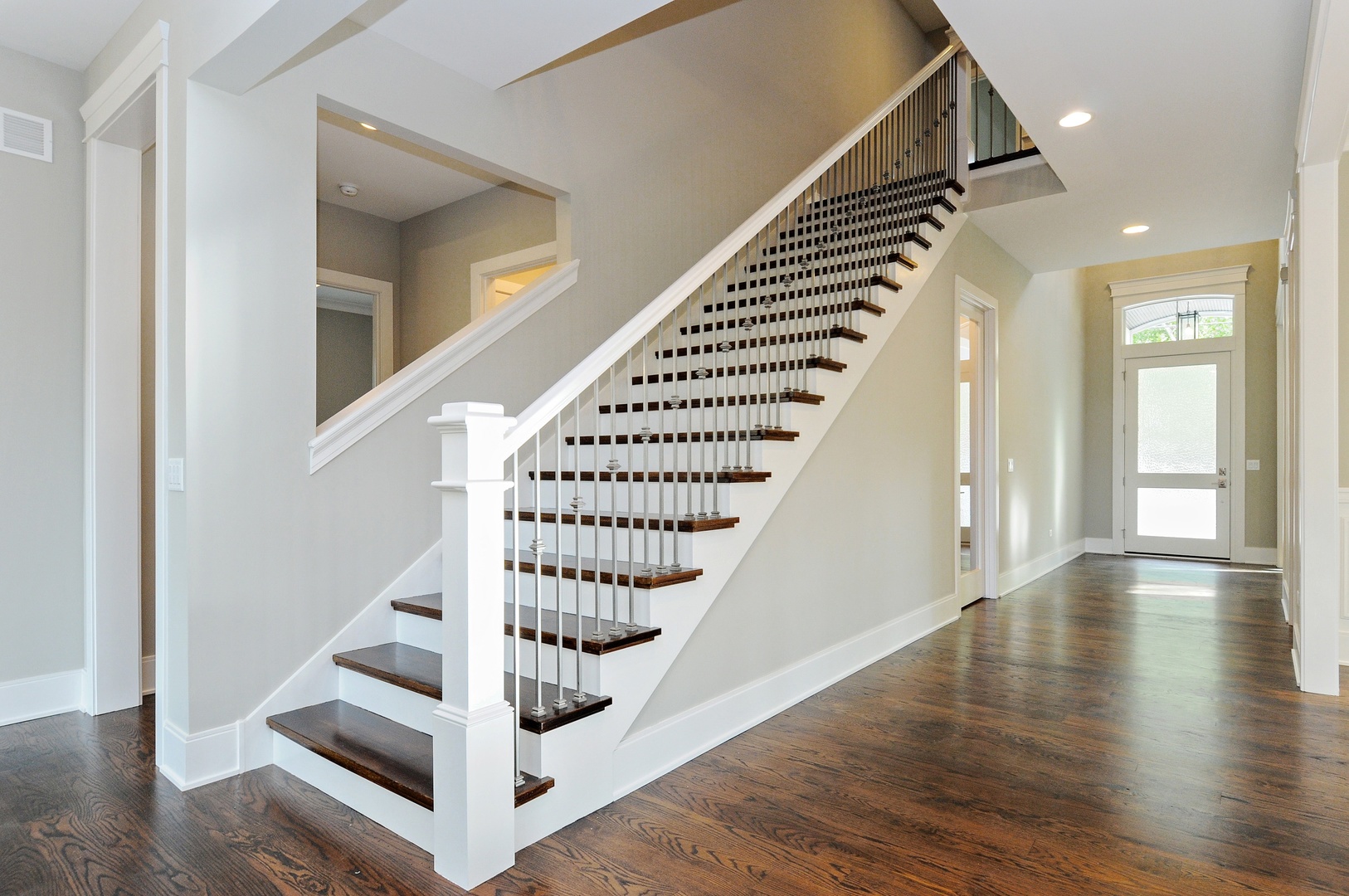 425 East Hillside Road Naperville, IL 60540 - Photo 9 of 19