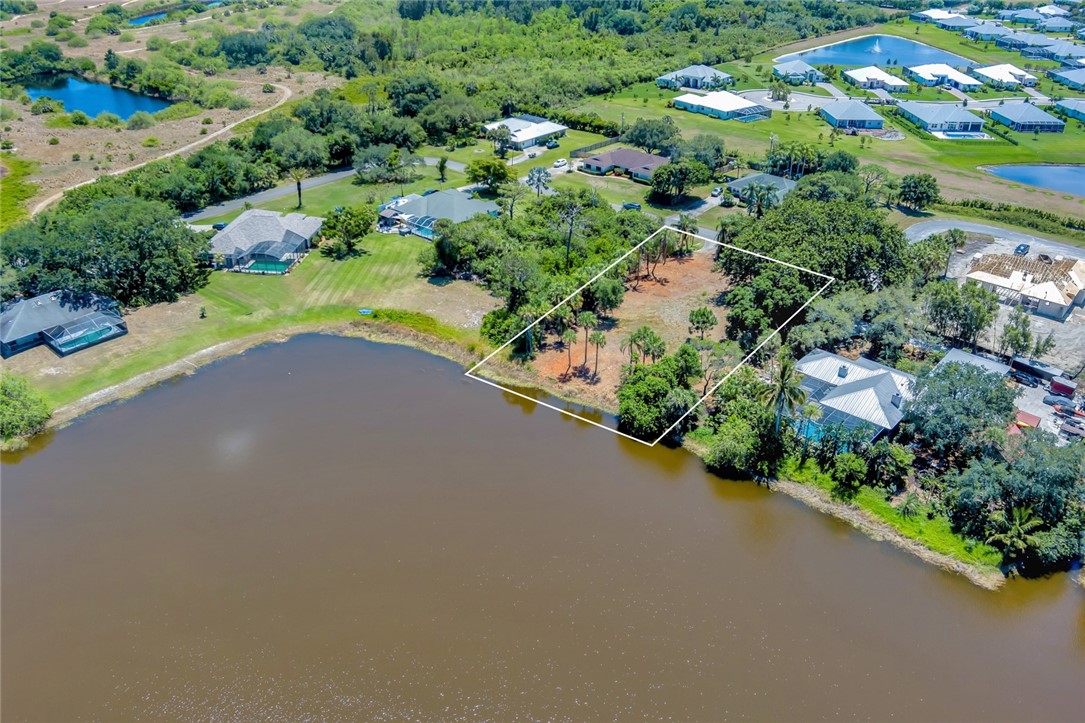 753 South Fischer Circle Sebastian, FL 32958 - Photo 8 of 22