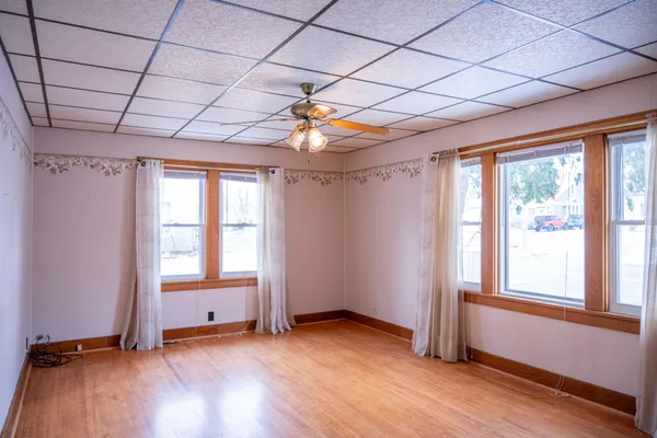 $207,000 | 314 West State Street, Mauston, WI 53948
