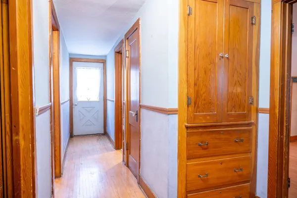 $207,000 | 314 West State Street, Mauston, WI 53948