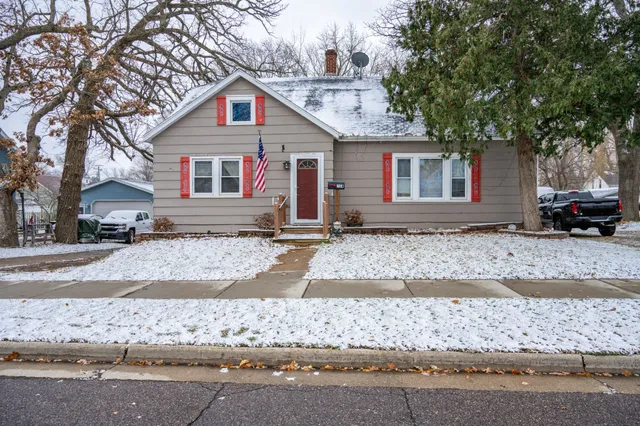 $225,000 | 314 West State Street, Mauston, WI 53948